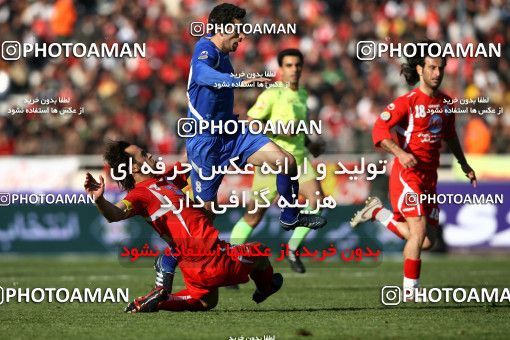 725226, Tehran, [*parameter:4*], Iran Pro League، Persian Gulf Cup، 2008-09 season، Second Leg، Week 26، Esteghlal ۱ v ۱ Persepolis on 2009/02/13 at Azadi Stadium