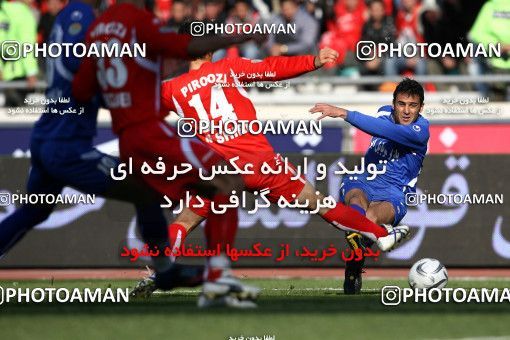 725125, Tehran, [*parameter:4*], Iran Pro League، Persian Gulf Cup، 2008-09 season، Second Leg، Week 26، Esteghlal ۱ v ۱ Persepolis on 2009/02/13 at Azadi Stadium