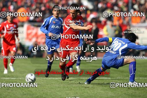 725105, Tehran, [*parameter:4*], Iran Pro League، Persian Gulf Cup، 2008-09 season، Second Leg، Week 26، Esteghlal ۱ v ۱ Persepolis on 2009/02/13 at Azadi Stadium