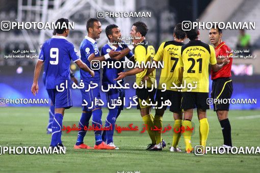 725809, Tehran, [*parameter:4*], Iran Pro League، Persian Gulf Cup، 2012-13 season، First Leg، Week 1، Esteghlal ۱ v ۰ Aluminium Hormozgan on 2012/07/20 at Azadi Stadium