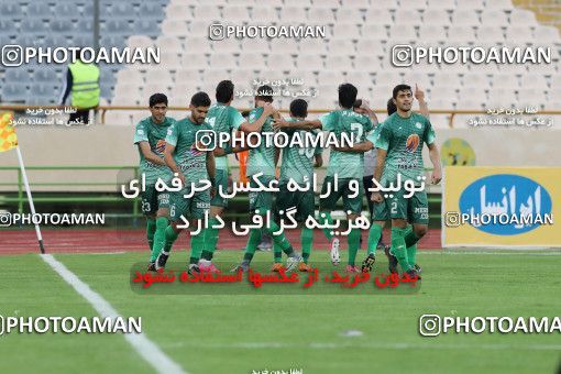 734729, Tehran, [*parameter:4*], Iran Pro League، Persian Gulf Cup، 2016-17 season، Second Leg، Week 29، Persepolis 3 v 3 Zob Ahan Esfahan on 2017/04/29 at Azadi Stadium