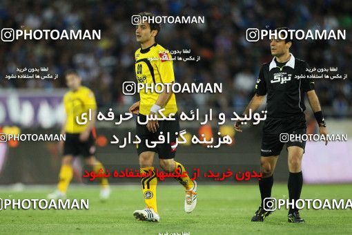 745330, Tehran, Iran, Iranian Hazfi Cup, Semi-Finals, Khorramshahr Cup, Esteghlal ۱ (4) v (5) ۱ Sepahan on 2013/03/30 at Azadi Stadium