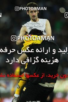 745360, Tehran, Iran, Iranian Hazfi Cup, Semi-Finals, Khorramshahr Cup, Esteghlal ۱ (4) v (5) ۱ Sepahan on 2013/03/30 at Azadi Stadium