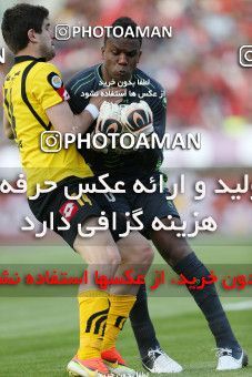 746449, Tehran, , Final جام حذفی فوتبال ایران, , Persepolis 2 v 2 Sepahan on 2013/05/05 at Azadi Stadium