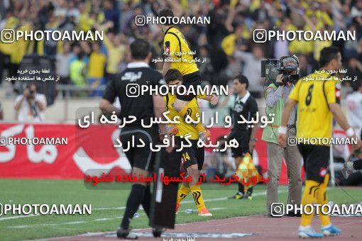 747137, Tehran, , Final جام حذفی فوتبال ایران, , Persepolis 2 v 2 Sepahan on 2013/05/05 at Azadi Stadium