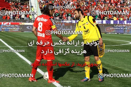 745701, Tehran, , Final جام حذفی فوتبال ایران, , Persepolis 2 v 2 Sepahan on 2013/05/05 at Azadi Stadium