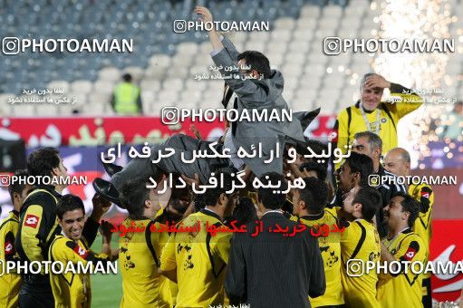 745099, Tehran, Iran, Iranian Hazfi Cup, Final, Khorramshahr Cup, Persepolis 2 (2) v (4) 2 Sepahan on 2013/05/05 at Azadi Stadium