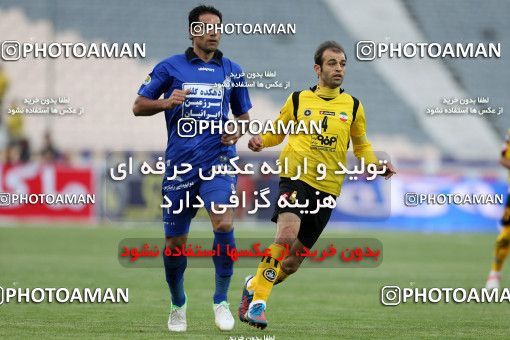 751093, Tehran, [*parameter:4*], Iran Pro League، Persian Gulf Cup، 2012-13 season، Second Leg، Week 32، Esteghlal ۱ v ۱ Sepahan on 2013/04/15 at Azadi Stadium