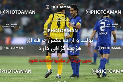 750981, Tehran, [*parameter:4*], Iran Pro League، Persian Gulf Cup، 2012-13 season، Second Leg، Week 32، Esteghlal ۱ v ۱ Sepahan on 2013/04/15 at Azadi Stadium