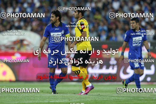 751082, Tehran, [*parameter:4*], Iran Pro League، Persian Gulf Cup، 2012-13 season، Second Leg، Week 32، Esteghlal ۱ v ۱ Sepahan on 2013/04/15 at Azadi Stadium