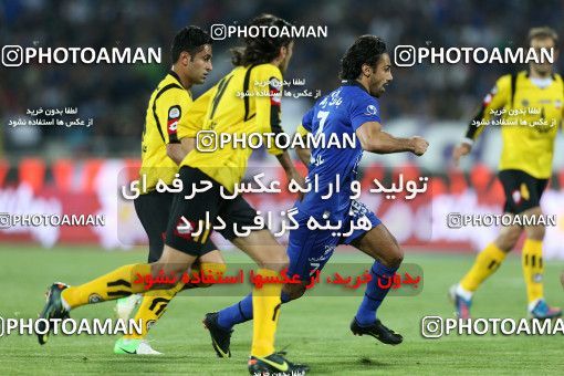 751031, Tehran, [*parameter:4*], Iran Pro League، Persian Gulf Cup، 2012-13 season، Second Leg، Week 32، Esteghlal ۱ v ۱ Sepahan on 2013/04/15 at Azadi Stadium