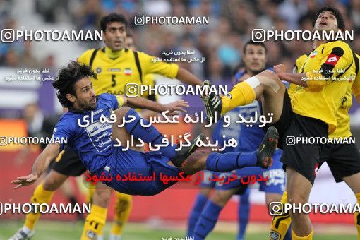 751396, Tehran, [*parameter:4*], Iran Pro League، Persian Gulf Cup، 2012-13 season، Second Leg، Week 32، Esteghlal ۱ v ۱ Sepahan on 2013/04/15 at Azadi Stadium