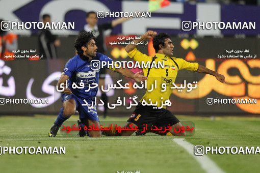 751352, Tehran, [*parameter:4*], Iran Pro League، Persian Gulf Cup، 2012-13 season، Second Leg، Week 32، Esteghlal ۱ v ۱ Sepahan on 2013/04/15 at Azadi Stadium