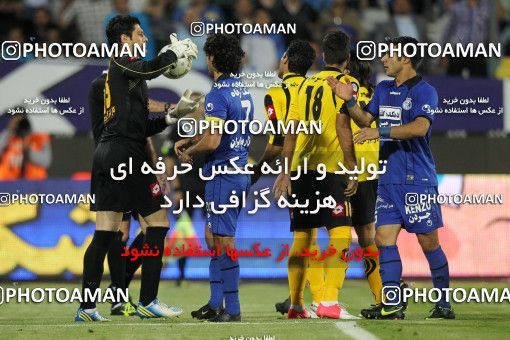 751224, Tehran, [*parameter:4*], Iran Pro League، Persian Gulf Cup، 2012-13 season، Second Leg، Week 32، Esteghlal ۱ v ۱ Sepahan on 2013/04/15 at Azadi Stadium