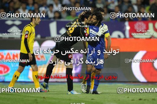 751320, Tehran, [*parameter:4*], Iran Pro League، Persian Gulf Cup، 2012-13 season، Second Leg، Week 32، Esteghlal ۱ v ۱ Sepahan on 2013/04/15 at Azadi Stadium