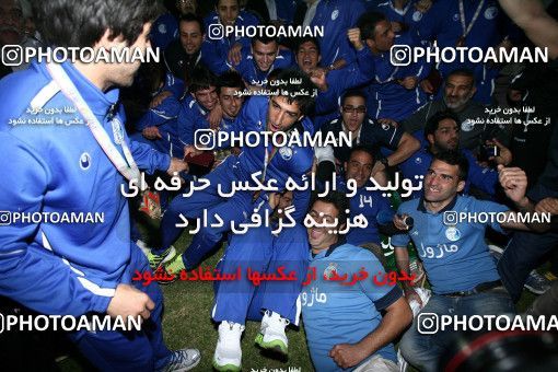 748649, Shiraz, Iran, Iranian Hazfi Cup, Final, Khorramshahr Cup, Esteghlal ۰ (4) v (۱) ۰ Shahin Boushehr on 2012/03/15 at Hafezieh Stadium