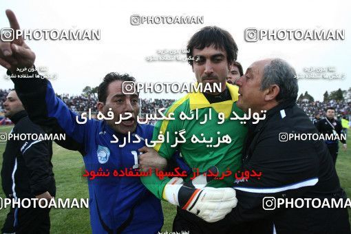 748953, Shiraz, Iran, Iranian Hazfi Cup, Final, Khorramshahr Cup, Esteghlal ۰ (4) v (۱) ۰ Shahin Boushehr on 2012/03/15 at Hafezieh Stadium