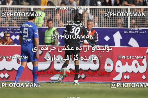 749223, Shiraz, Iran, Iranian Hazfi Cup, Final, Khorramshahr Cup, Esteghlal ۰ (4) v (۱) ۰ Shahin Boushehr on 2012/03/15 at Hafezieh Stadium