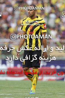 748155, Isfahan,Fooladshahr, [*parameter:4*], لیگ برتر فوتبال ایران، Persian Gulf Cup، Week 29، Second Leg، Sepahan 1 v 1 Persepolis on 2012/04/12 at Foolad Shahr Stadium