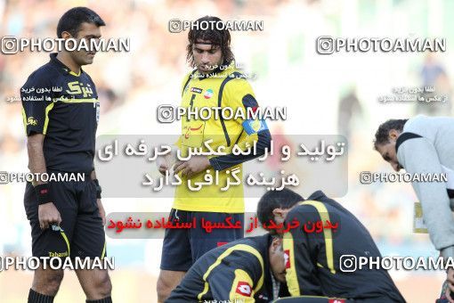 762538, Tehran, [*parameter:4*], Iran Pro League، Persian Gulf Cup، 2010-11 season، First Leg، Week 16، Persepolis ۱ v 4 Sepahan on 2010/11/29 at Azadi Stadium