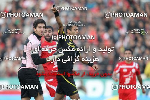 762634, Tehran, [*parameter:4*], Iran Pro League، Persian Gulf Cup، 2010-11 season، First Leg، Week 16، Persepolis ۱ v 4 Sepahan on 2010/11/29 at Azadi Stadium