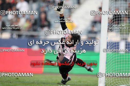 762735, Tehran, [*parameter:4*], Iran Pro League، Persian Gulf Cup، 2010-11 season، First Leg، Week 16، Persepolis ۱ v 4 Sepahan on 2010/11/29 at Azadi Stadium