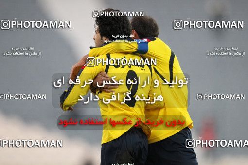 762618, Tehran, [*parameter:4*], Iran Pro League، Persian Gulf Cup، 2010-11 season، First Leg، Week 16، Persepolis ۱ v 4 Sepahan on 2010/11/29 at Azadi Stadium