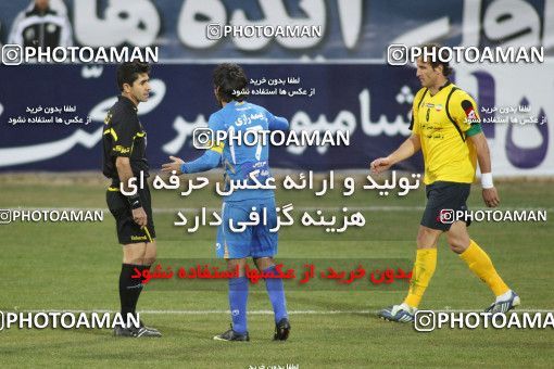 766058, Isfahan,Fooladshahr, [*parameter:4*], Iran Pro League، Persian Gulf Cup، 2010-11 season، Second Leg، Week 25، Sepahan ۱ v ۱ Esteghlal on 2011/02/24 at Foolad Shahr Stadium