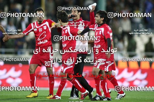 760734, Tehran, [*parameter:4*], Iran Pro League، Persian Gulf Cup، 2010-11 season، Second Leg، Week 29، Esteghlal ۱ v 2 Tractor S.C. on 2011/04/10 at Azadi Stadium