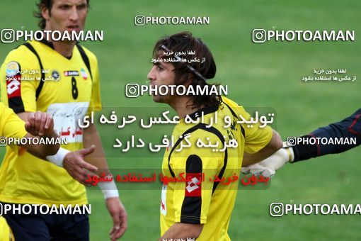 761382, Isfahan,Fooladshahr, [*parameter:4*], لیگ برتر فوتبال ایران، Persian Gulf Cup، Week 33، Second Leg، Sepahan 0 v 0 Persepolis on 2011/05/15 at Azadi Stadium