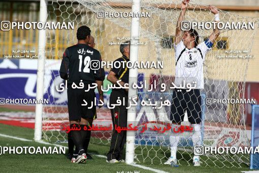 760188, Karaj, [*parameter:4*], Iran Pro League، Persian Gulf Cup، 2010-11 season، Second Leg، Week 34، Saipa 2 v ۱ Sepahan on 2011/05/20 at Enghelab Stadium