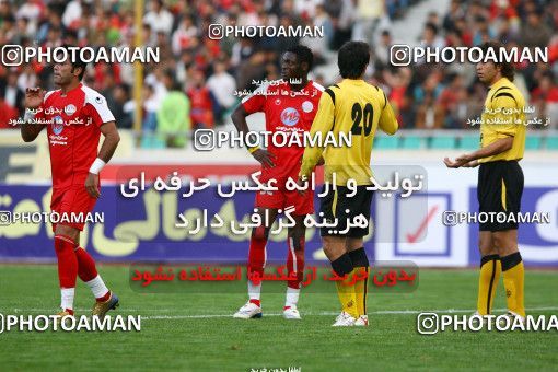 800255, Tehran, [*parameter:4*], Iran Pro League، Persian Gulf Cup، 2008-09 season، First Leg، Week 12، Persepolis 3 v 2 Sepahan on 2008/10/26 at Azadi Stadium