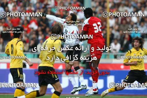 800266, Tehran, [*parameter:4*], لیگ برتر فوتبال ایران، Persian Gulf Cup، Week 12، First Leg، Persepolis 3 v 2 Sepahan on 2008/10/26 at Azadi Stadium