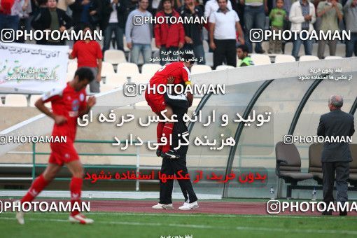 766370, Tehran, [*parameter:4*], Iran Pro League، Persian Gulf Cup، 2008-09 season، First Leg، Week 12، Persepolis 3 v 2 Sepahan on 2008/10/26 at Azadi Stadium