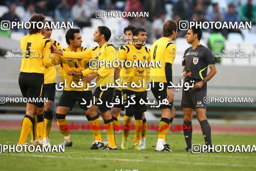 766376, Tehran, [*parameter:4*], Iran Pro League، Persian Gulf Cup، 2008-09 season، First Leg، Week 12، Persepolis 3 v 2 Sepahan on 2008/10/26 at Azadi Stadium