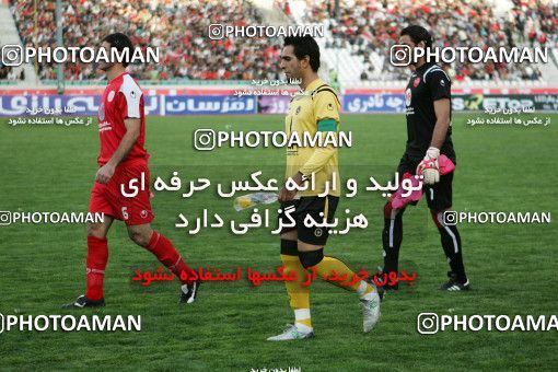 800987, Tehran, [*parameter:4*], Iran Pro League، Persian Gulf Cup، 2008-09 season، First Leg، Week 12، Persepolis 3 v 2 Sepahan on 2008/10/26 at Azadi Stadium