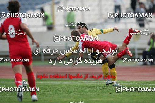 801106, Tehran, [*parameter:4*], Iran Pro League، Persian Gulf Cup، 2008-09 season، First Leg، Week 12، Persepolis 3 v 2 Sepahan on 2008/10/26 at Azadi Stadium