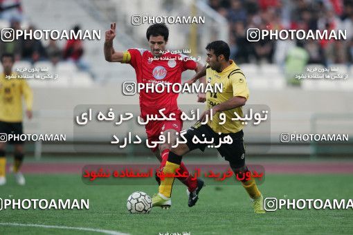 800942, Tehran, [*parameter:4*], Iran Pro League، Persian Gulf Cup، 2008-09 season، First Leg، Week 12، Persepolis 3 v 2 Sepahan on 2008/10/26 at Azadi Stadium