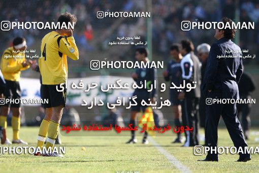 800482, Isfahan,Fooladshahr, [*parameter:4*], لیگ برتر فوتبال ایران، Persian Gulf Cup، Week 20، Second Leg، Sepahan 2 v 1 Esteghlal on 2008/12/30 at Foolad Shahr Stadium