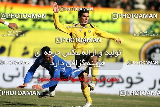 765941, Isfahan,Fooladshahr, [*parameter:4*], Iran Pro League، Persian Gulf Cup، 2008-09 season، Second Leg، Week 20، Sepahan 2 v ۱ Esteghlal on 2008/12/30 at Foolad Shahr Stadium