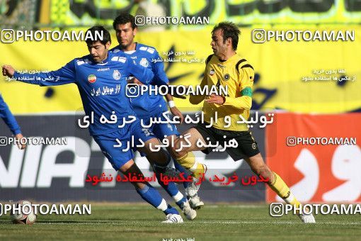 765910, Isfahan,Fooladshahr, [*parameter:4*], Iran Pro League، Persian Gulf Cup، 2008-09 season، Second Leg، Week 20، Sepahan 2 v ۱ Esteghlal on 2008/12/30 at Foolad Shahr Stadium