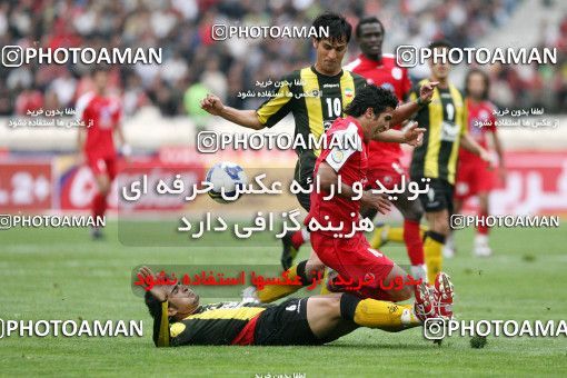 766432, Tehran, , Iranian Hazfi Cup, 1.8 round, Khorramshahr Cup, Persepolis ۱ v ۰ Sepahan on 2009/04/30 at Azadi Stadium