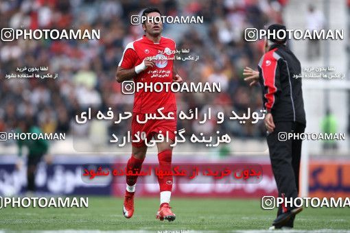 771343, Tehran, , Iranian Hazfi Cup, 1.8 round, Khorramshahr Cup, Persepolis ۱ v ۰ Sepahan on 2009/04/30 at Azadi Stadium