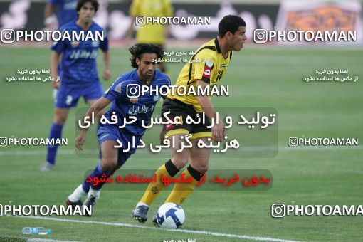 770225, Tehran, Iran, Iran Pro League، Persian Gulf Cup، 2009-10 season، First Leg، Week 1، Esteghlal ۱ v ۰ Sepahan on 2009/08/07 at Azadi Stadium