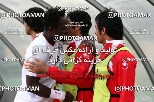 770369, Tehran, Iran, Iran Pro League، Persian Gulf Cup، 2009-10 season، First Leg، Week 14، Persepolis 2 v ۱ Tractor S.C. on 2009/10/26 at Azadi Stadium