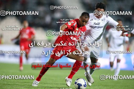 765566, Tehran, Iran, Iran Pro League، Persian Gulf Cup، 2009-10 season، First Leg، Week 14، Persepolis 2 v ۱ Tractor S.C. on 2009/10/26 at Azadi Stadium