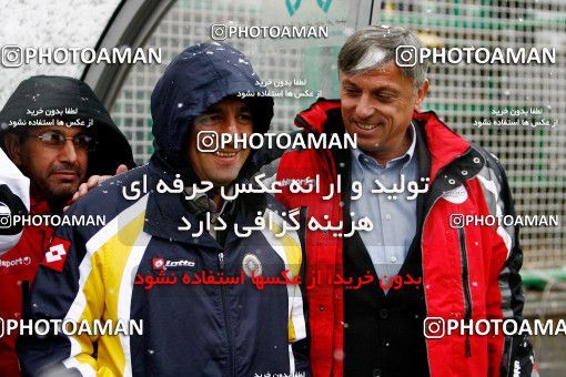 766274, Isfahan,Fooladshahr, Iran, Iran Pro League، Persian Gulf Cup، 2009-10 season، First Leg، Week 17، Sepahan 2 v ۱ Persepolis on 2009/11/28 at Foolad Shahr Stadium