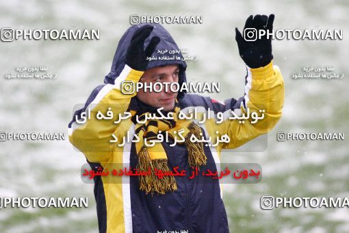 766245, Isfahan,Fooladshahr, Iran, Iran Pro League، Persian Gulf Cup، 2009-10 season، First Leg، Week 17، Sepahan 2 v ۱ Persepolis on 2009/11/28 at Foolad Shahr Stadium