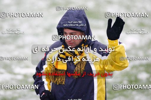 766214, Isfahan,Fooladshahr, Iran, Iran Pro League، Persian Gulf Cup، 2009-10 season، First Leg، Week 17، Sepahan 2 v ۱ Persepolis on 2009/11/28 at Foolad Shahr Stadium