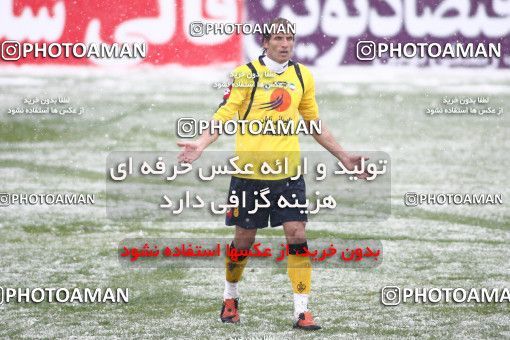 766264, Isfahan,Fooladshahr, Iran, لیگ برتر فوتبال ایران، Persian Gulf Cup، Week 17، First Leg، Sepahan 2 v 1 Persepolis on 2009/11/28 at Foolad Shahr Stadium